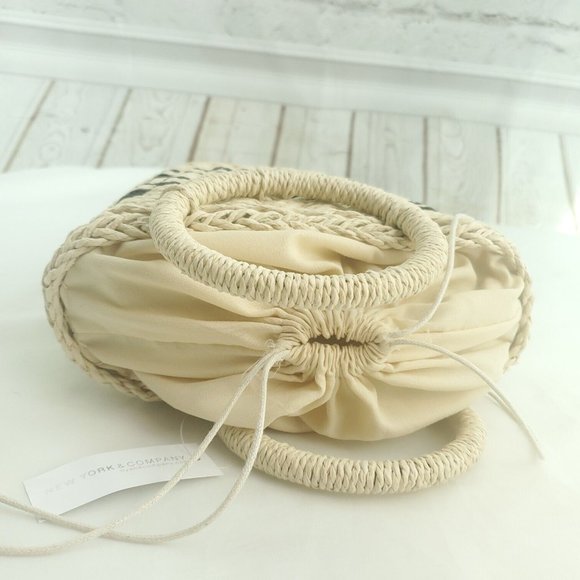 New York & Company Womens Beige Striped Rectangle Wicker Drawstring Handbag - Picture 4 of 13